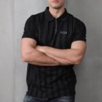 פולו קצר עם רוכסן של BERARDI-Denim – תמונה 4