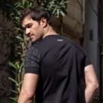 טי-שירט מעוצב של BLANK LONDON – תמונה 4