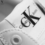 ⁦נעלי סניקרס של Calvin Klein Jeans Chunky⁩ – תמונה ⁦11⁩