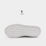 ⁦נעלי סניקרס של Calvin Klein Jeans Chunky⁩ – תמונה ⁦8⁩