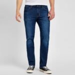 גינס גזרה רגילה של Lee X Straight