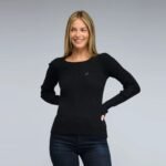 ⁦סריג לנשים ספורט אלגנטי של NAUTICA 54001SBNFA24 - BLACK⁩ – תמונה ⁦4⁩