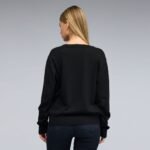 ⁦סריג לנשים עם כפתורים של NAUTICA 54006SBNFA24-BLACK⁩ – תמונה ⁦4⁩