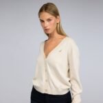 ⁦סריג לנשים עם כפתורים של NAUTICA 54006SBNFA24-CREAM⁩ – תמונה ⁦2⁩