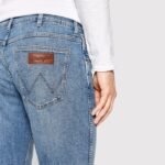 ⁦גינס קלאסי WRANGLER GREENSBORO 38R⁩ – תמונה ⁦4⁩