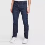 גינס קלאסי Wrangler GREENSBORO