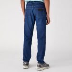 ⁦ג'ינס בגזרה קלאסית Wrangler GREENSBORO⁩ – תמונה ⁦2⁩