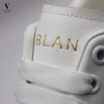 ⁦נעליים עם שרוכים לבן של BLANK⁩ – תמונה ⁦7⁩