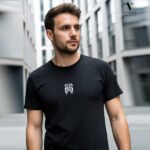 טי שירט כותנה של BLANK LONDON 19