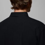 ⁦חולצת פולו צ'יל קריק שחור של COLUMBIA⁩ – תמונה ⁦6⁩