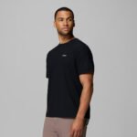 ⁦חולצת טי שחור של COLUMBIA Chill Creek Knit⁩ – תמונה ⁦4⁩