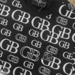 ⁦חולצת טי מעוצבת שחור של GIORGIO BELLINI⁩ – תמונה ⁦5⁩