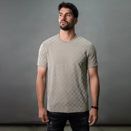 טי שירט מעוצב מבד סריג של CLOSER