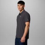 ⁦חולצת פולו של Columbia Freezer - shark⁩ – תמונה ⁦5⁩