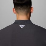 ⁦חולצת פולו של Columbia Freezer - shark⁩ – תמונה ⁦6⁩