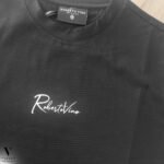 ⁦טי שירט בעיצוב בגב של ROBERTO VINO⁩ – תמונה ⁦6⁩