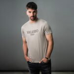 ⁦טי-שירט כותנה של VALERIO⁩ – תמונה ⁦3⁩