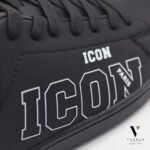 ⁦נעלי סניקרס שחור/לבן מעוצבת עם שרוכים של ICON PARIS⁩ – תמונה ⁦5⁩