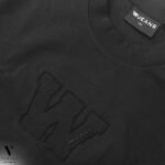 ⁦טי שירט אוברסייז שחור עיצוב ריקמה עם של WJEANS⁩ – תמונה ⁦5⁩