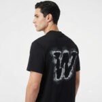 טי שירט אוברסייז שחור/לבן עיצוב ריקמה עם של WJEANS – תמונה 3