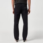 ⁦גינס קלאסי Wrangler Greensboro BLACK RINSE⁩ – תמונה ⁦2⁩