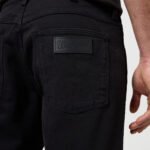 ⁦גינס קלאסי Wrangler Greensboro BLACK RINSE⁩ – תמונה ⁦5⁩